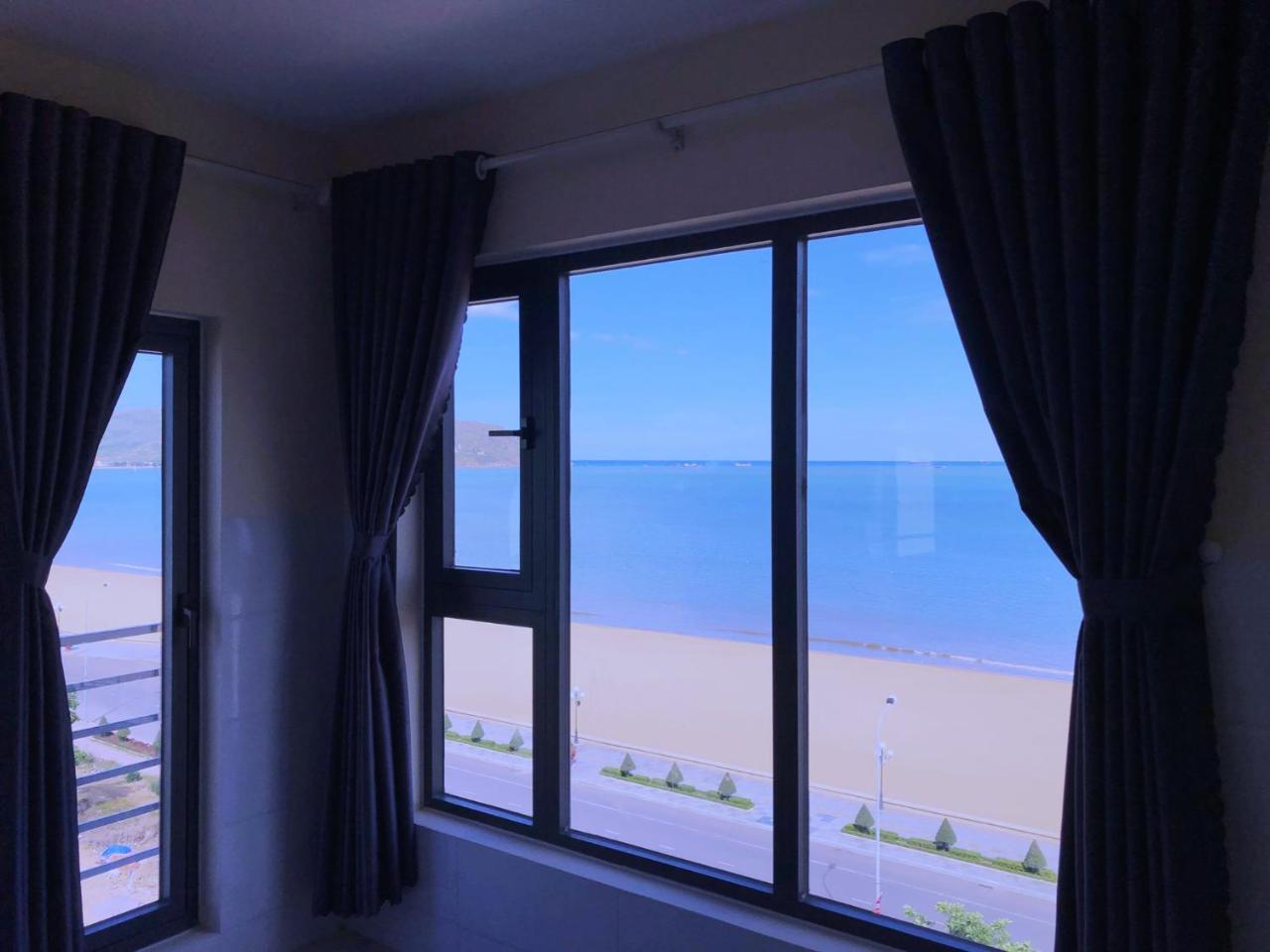 Thien Hai 2 Hotel Куинён Экстерьер фото